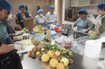 La Cuina Comunitària del barri de Sant Antoni, ja acull les primeres activitats